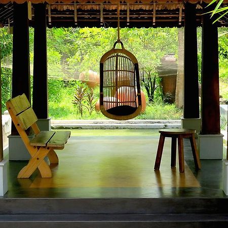 Clayfingers Art Cottage Thrissur Екстер'єр фото